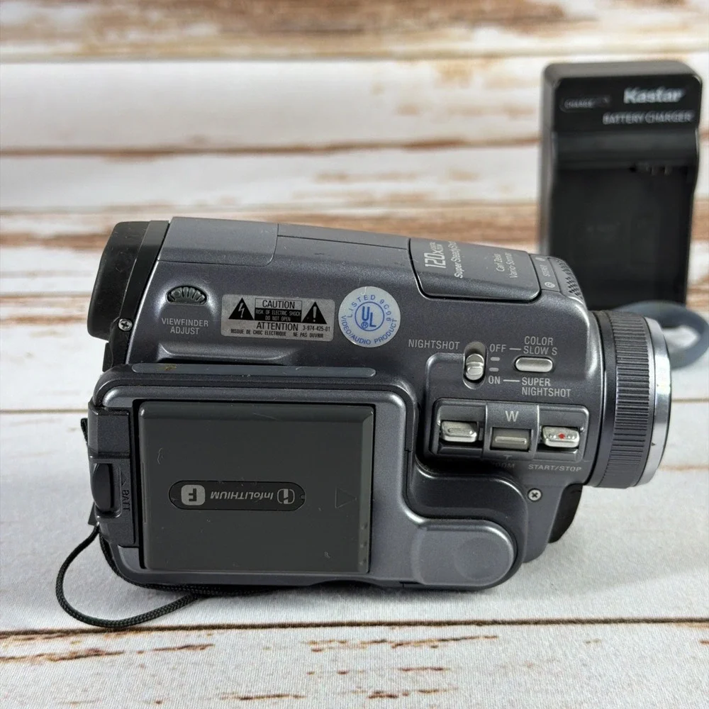 Sony DCR-IP55 Handycam MiniDV Camcorder Carl Zeiss Optics Touchscreen Rare